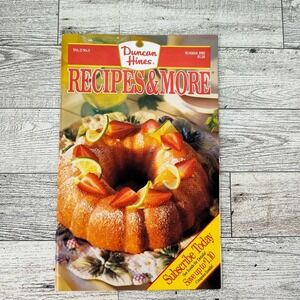 Duncan Hines Recipes and More Cookbook Booklet 1992 Baking Desserts Sweets‎